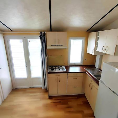 Camping Des Bains Saint-Honoré Exteriör bild