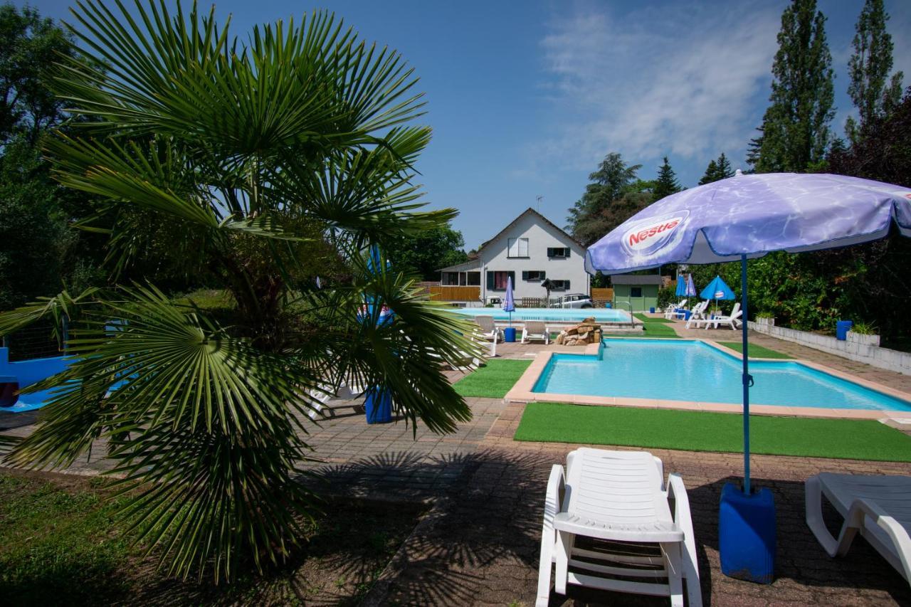 Camping Des Bains Saint-Honoré Exteriör bild