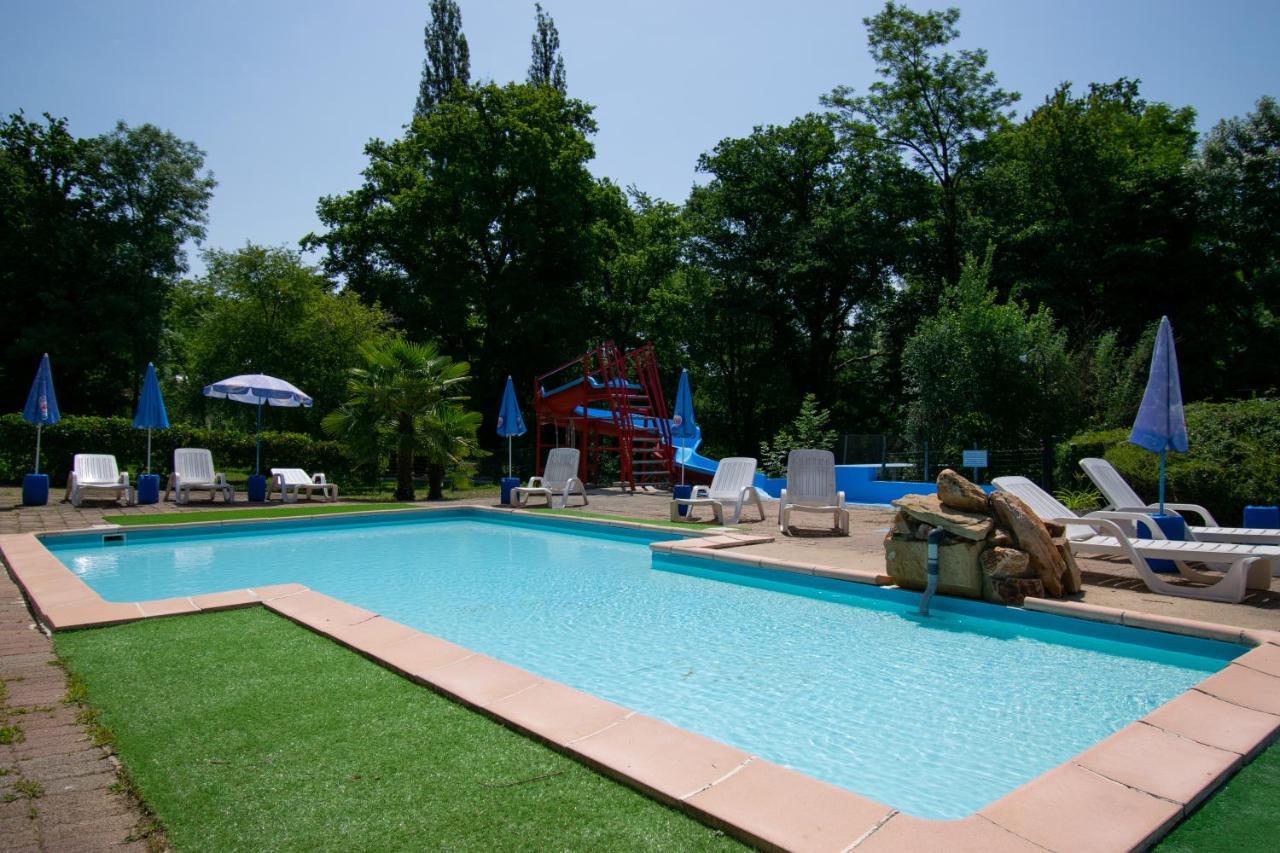 Camping Des Bains Saint-Honoré Exteriör bild