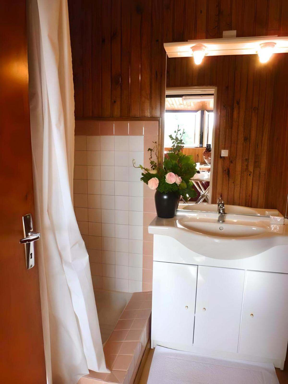 Camping Des Bains Saint-Honoré Exteriör bild